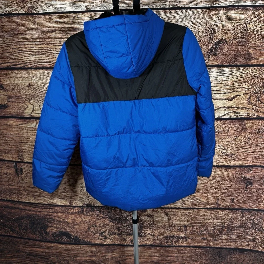 Boys Blue and Black Winter/Snow Puffer Jacket Size XXL (11/12‎ Year Old)